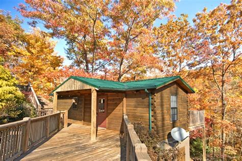 affordable christmas cabins in dollywood area